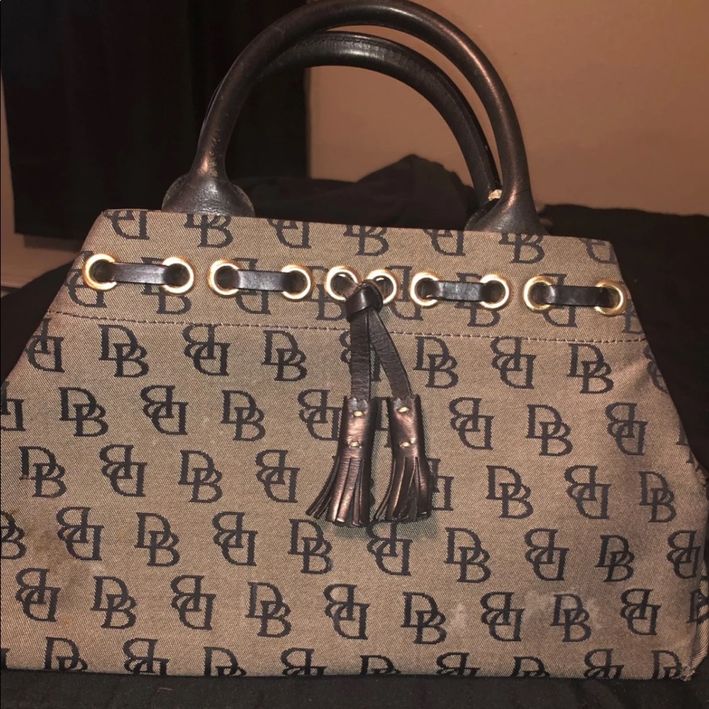 Dooney & Bourke handbag